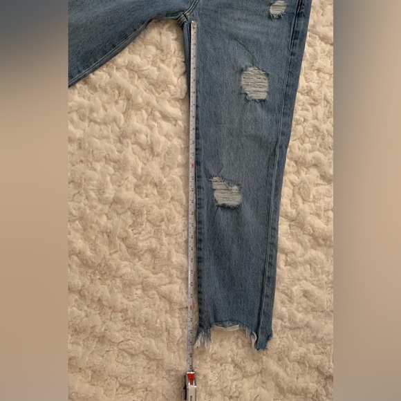 Zara Basic Z1975 Denim Jeans with Embellishments and Frayed Hem • Size 4 - Picture 13 of 14